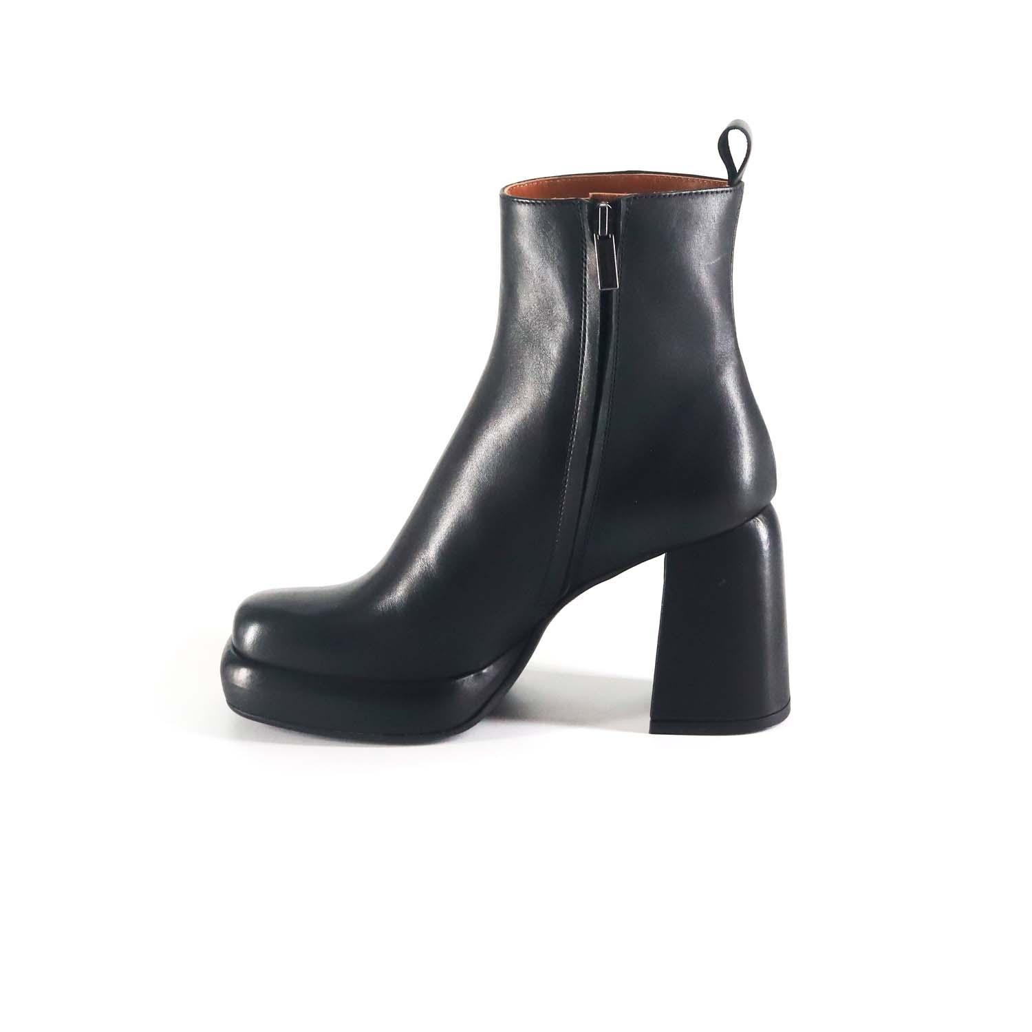 Club Style Stivaletto Tacco Largo Punta Quadra Nero